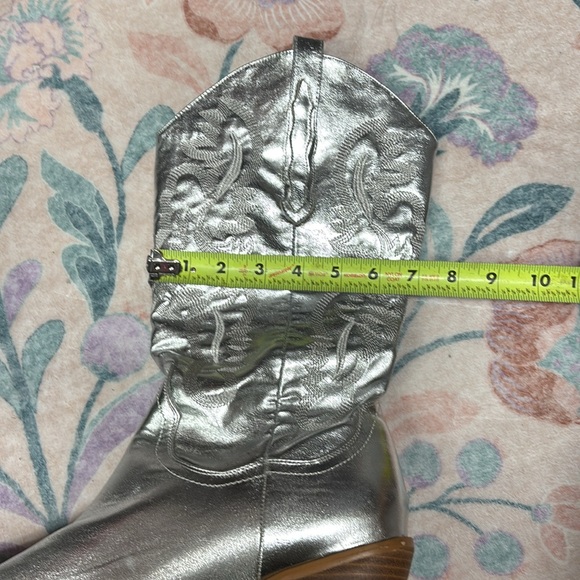 Silver and Black Embellished Women's Cowboy Boots - Picture 13 of 14